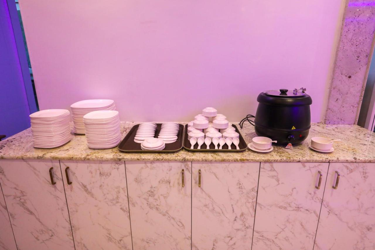 Hotel Nitheesh Residency Kanchipuram Esterno foto