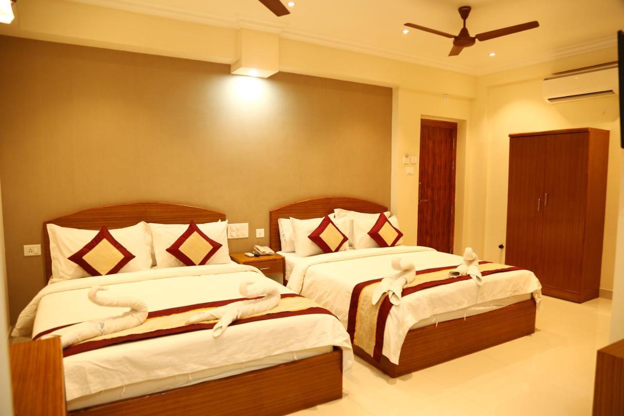 Hotel Nitheesh Residency Kanchipuram Esterno foto