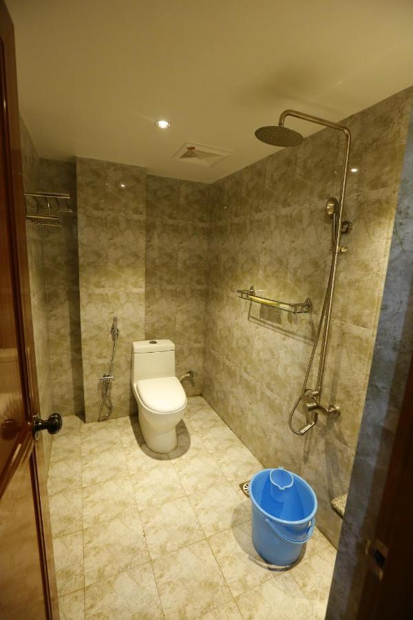 Hotel Nitheesh Residency Kanchipuram Esterno foto